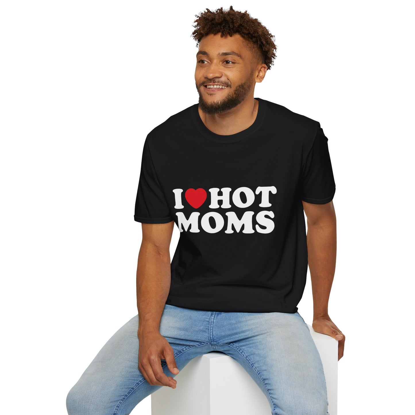 I ♥ Hot Moms | T-Shirt